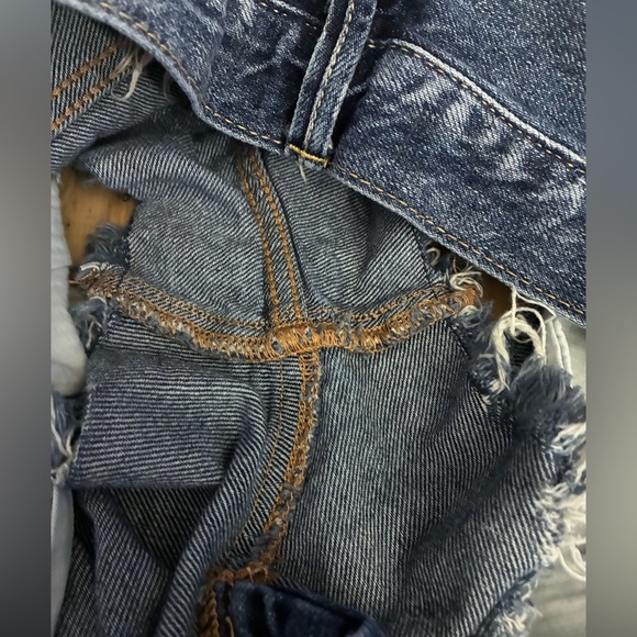 We The Free Distressed Denim Shorts 27 - Picture 8 of 14